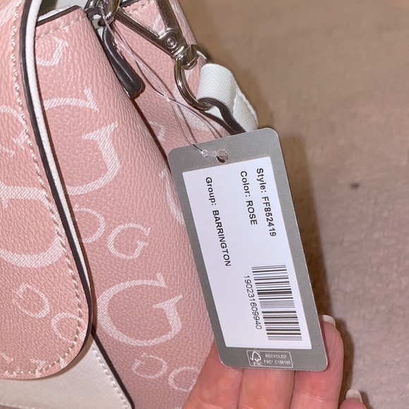 GUESS ROSE BAG 💼 - Picture 8 of 12